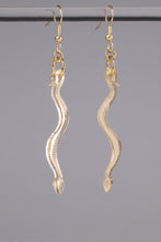Load image into Gallery viewer, Small Boa Earrings - Champagne
