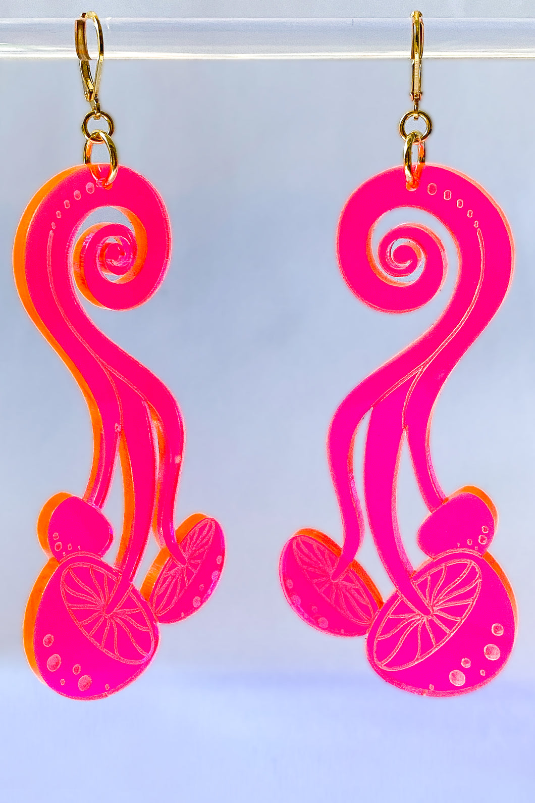 PsiiLo Earrings - Neon Pink