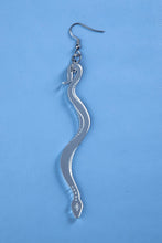 Load image into Gallery viewer, Large Boa Earrings - Silver
