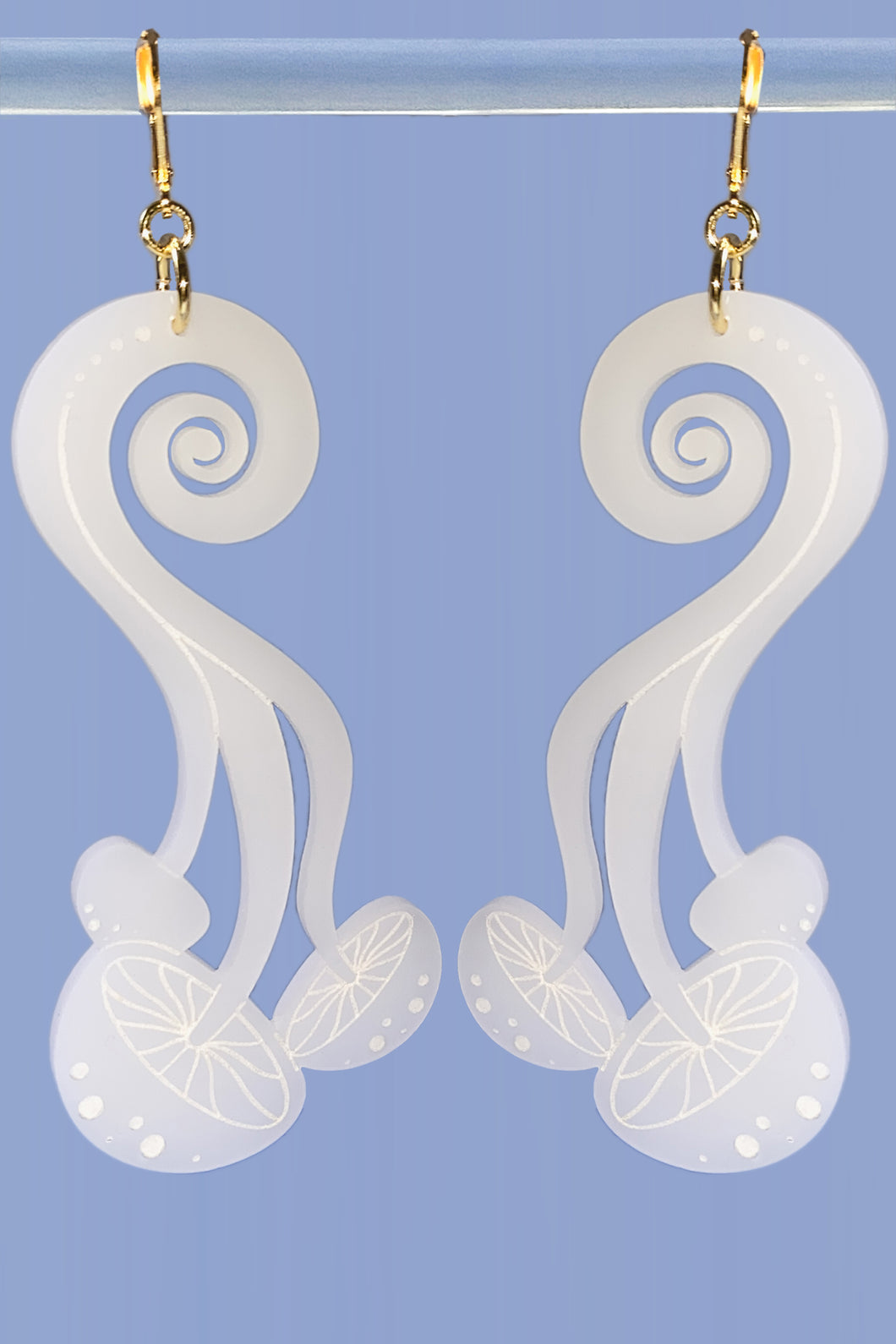 PsiiLo Earrings - White